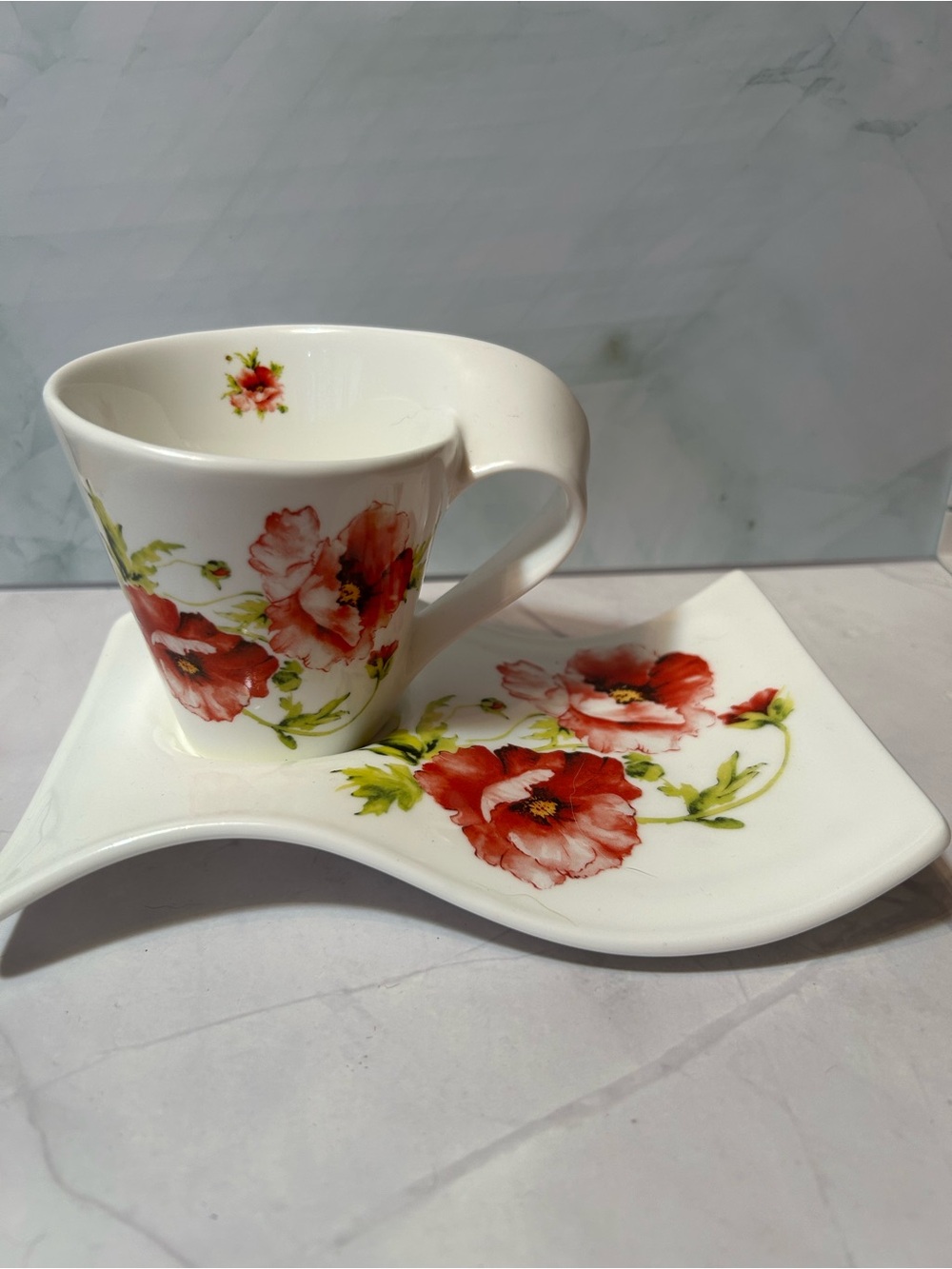 Floral Fine Porcelain Red Poppy Tea For One-Set. Elegant Home Dining